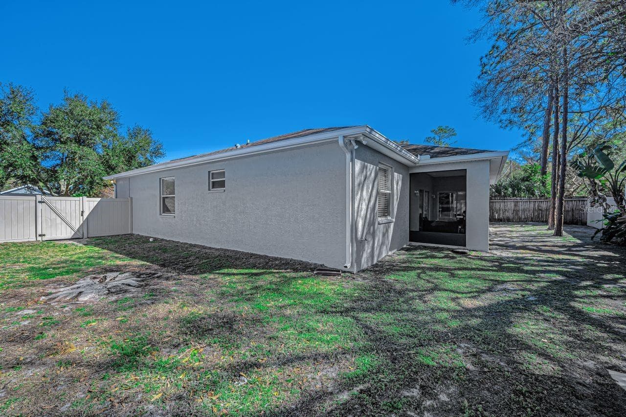 Single Family Residence at 1239 VISTA WAY, CLEARWATER, photo 41 of 45
