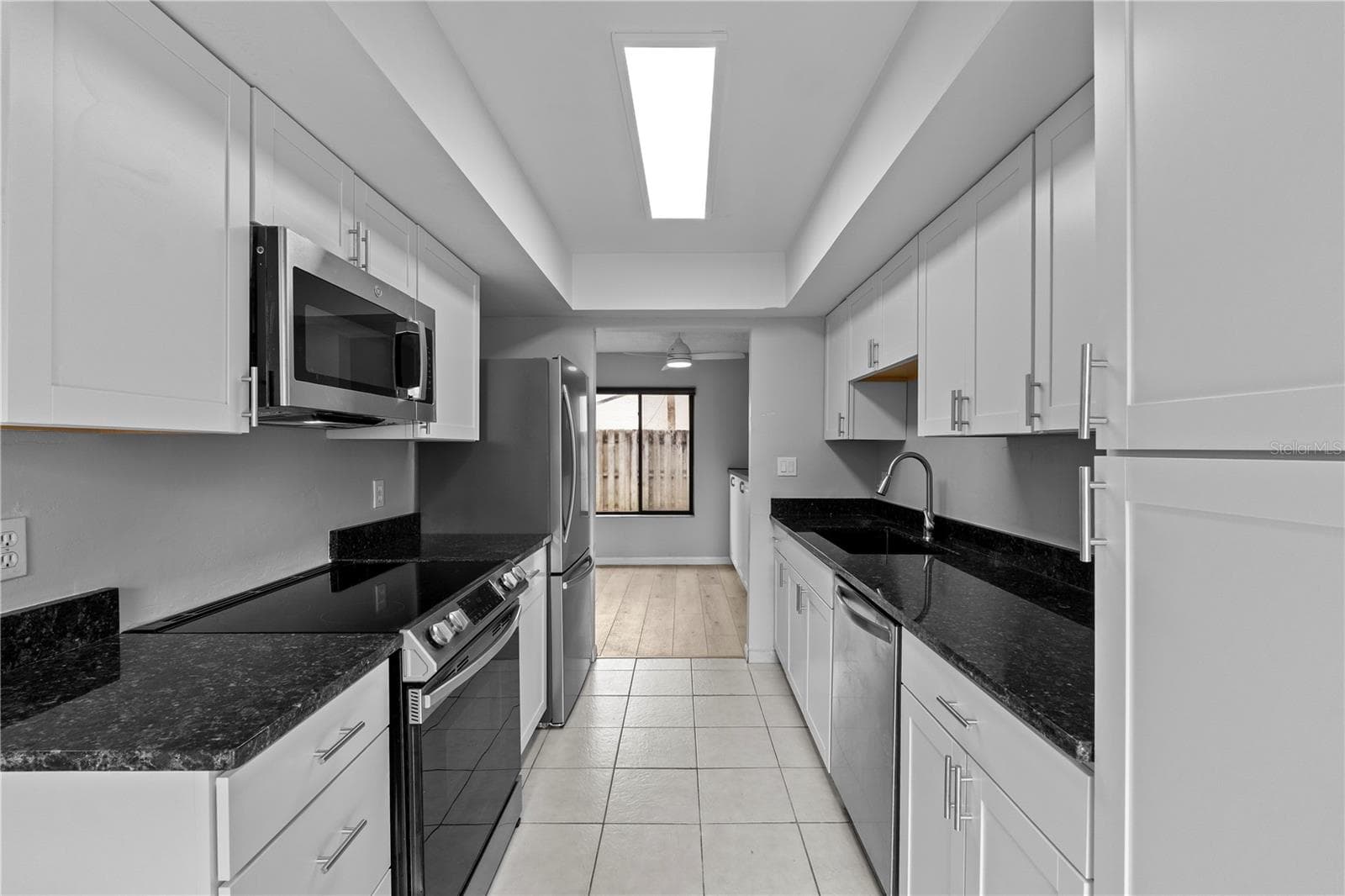 Condominium at 4160 PLAYER CIR #109, ORLANDO, photo 4 of 39
