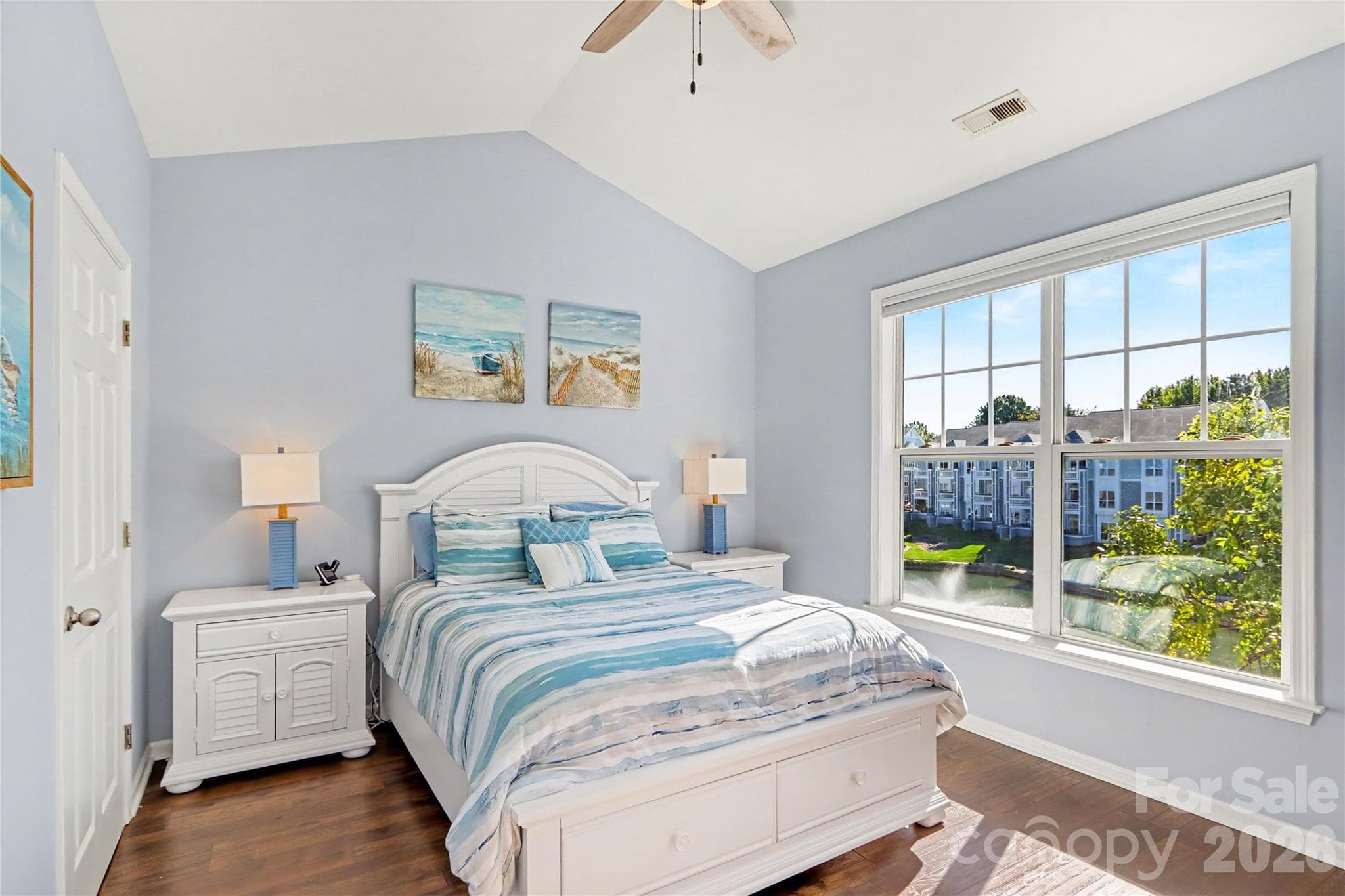 Condominium at 18736 Nautical Drive, Cornelius, photo 4 of 34