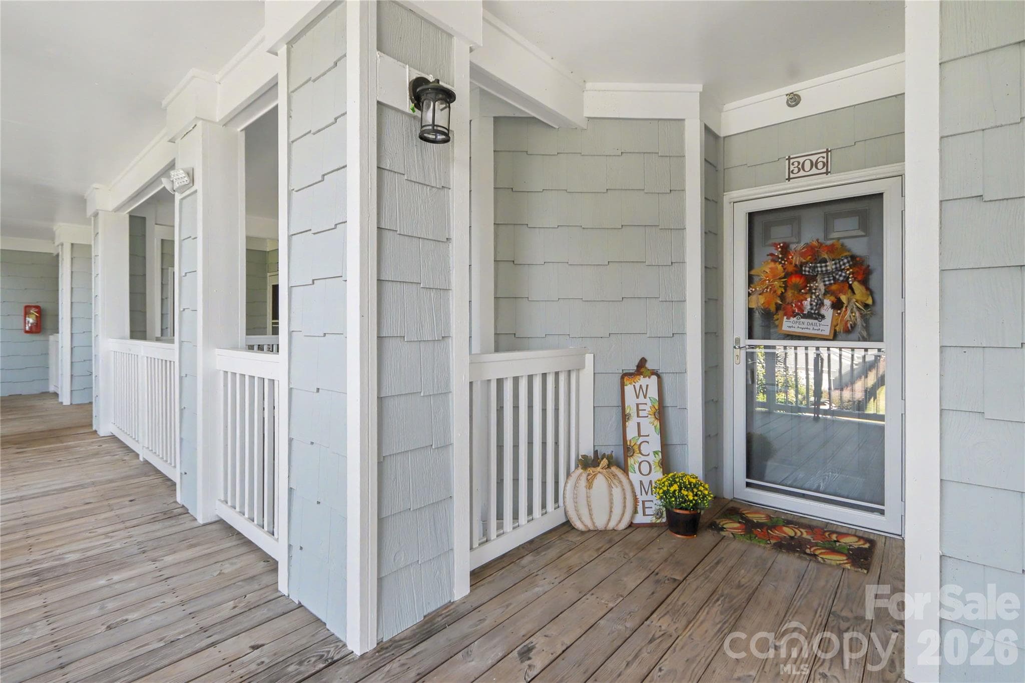 Condominium at 18736 Nautical Drive, Cornelius, photo 7 of 34