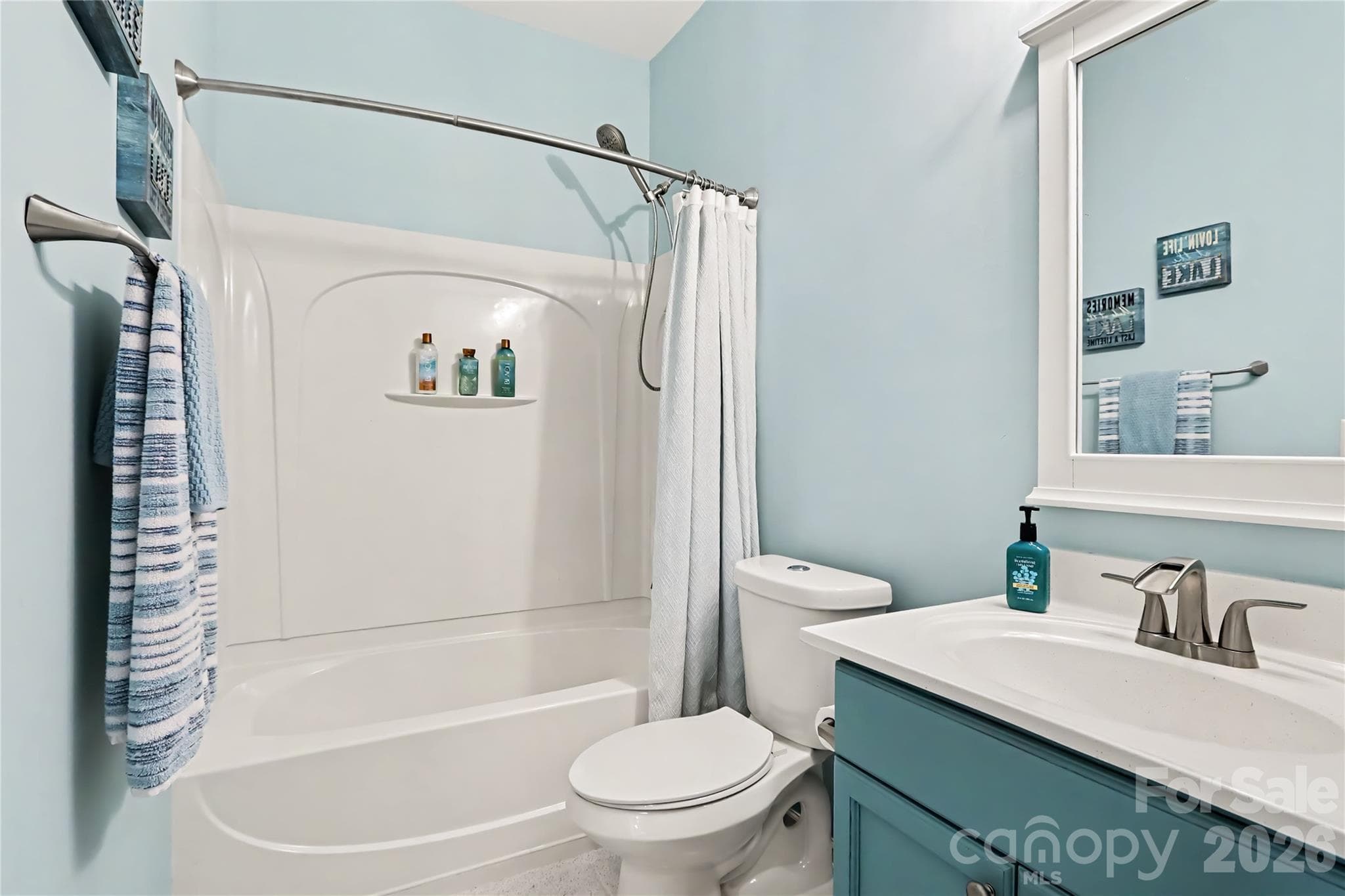 Condominium at 18736 Nautical Drive, Cornelius, photo 19 of 34