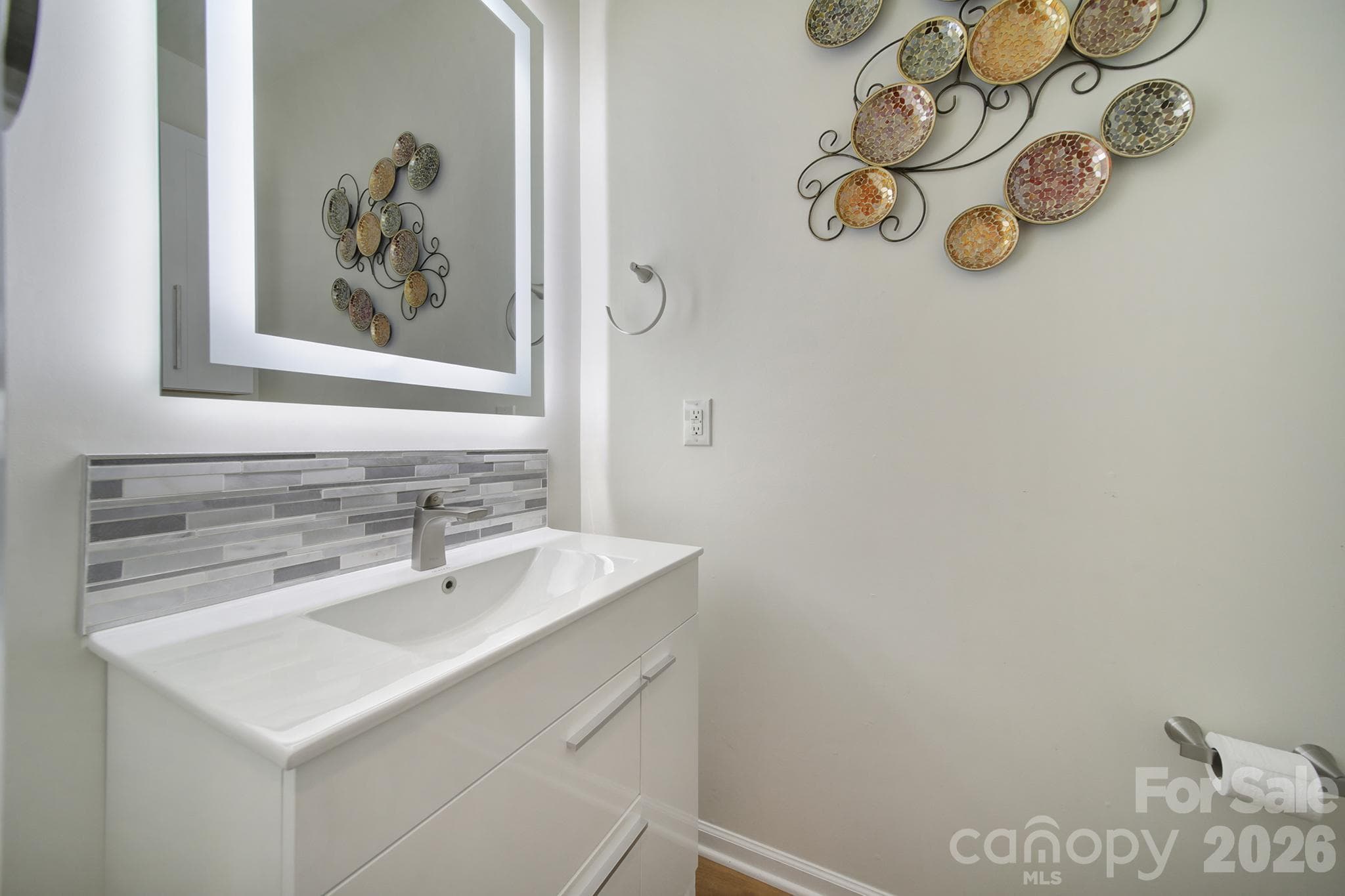 Single Family Residence at 2523 Legacy Park Boulevard, Fort Mill, photo 17 of 47