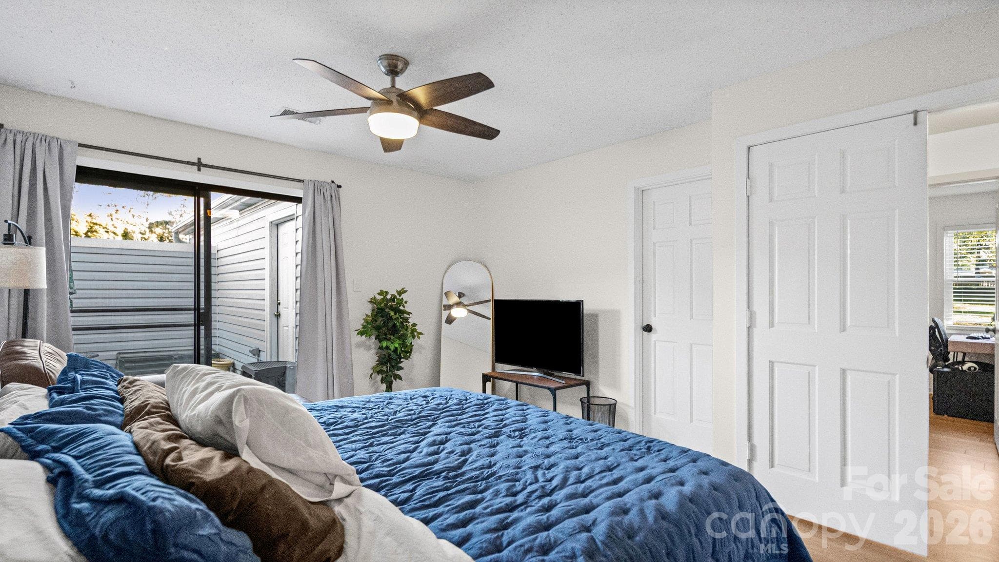 Condominium at 1702 Renard Ridge Road, Charlotte, photo 12 of 29