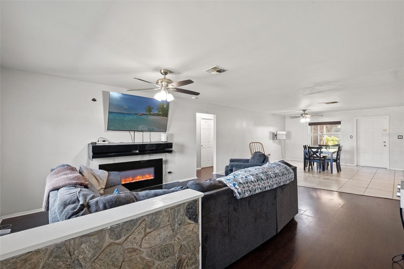 Single Family Residence at 12232 COMSTOCK ST, SPRING HILL, photo 6 of 56