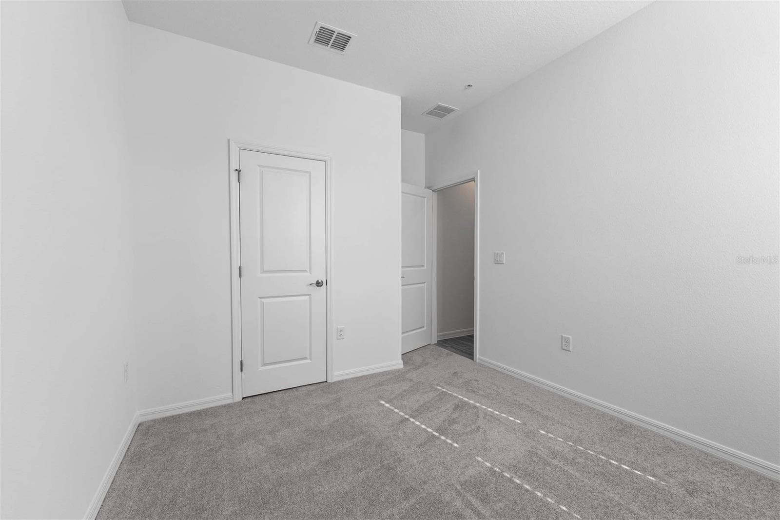 Single Family Residence at 1837 HORSETAIL DR, ST CLOUD, photo 19 of 37