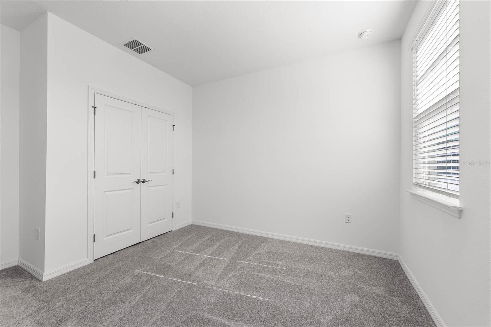 Single Family Residence at 1837 HORSETAIL DR, ST CLOUD, photo 30 of 37