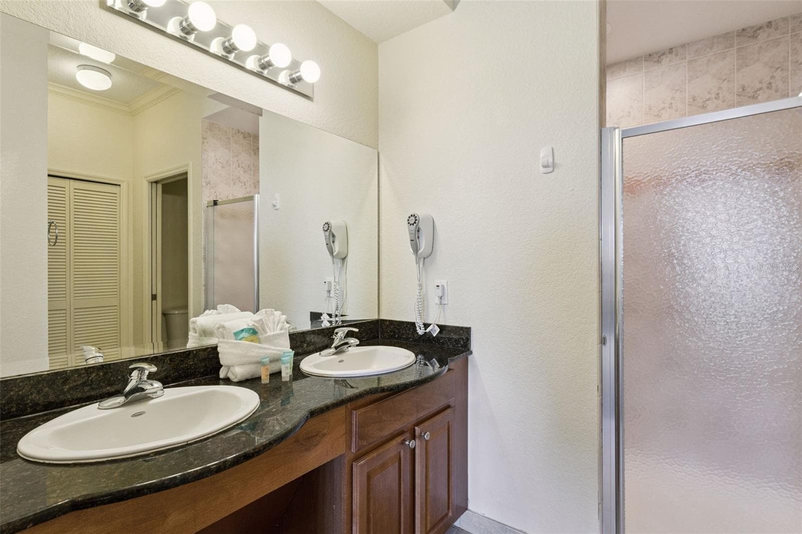 Condo - Hotel at 8125 RESORT VILLAGE DR #51505, ORLANDO, photo 32 of 79
