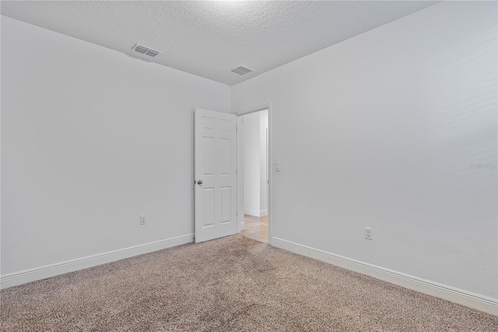 Single Family Residence at 157 LINKS TERRACE BLVD, DAYTONA BEACH, photo 33 of 52