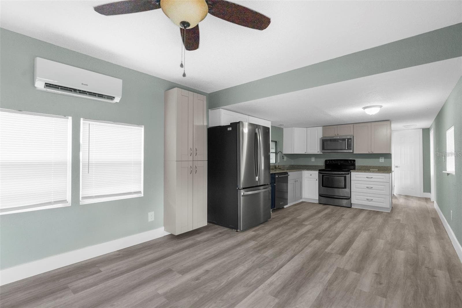 Mobile Home at 6738 OSPREY LN, HUDSON, photo 5 of 38