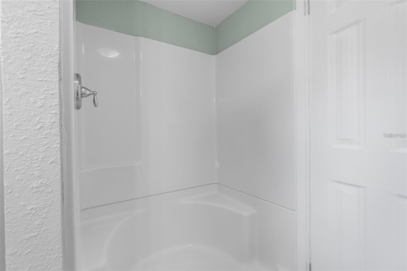 Mobile Home at 6738 OSPREY LN, HUDSON, photo 17 of 38