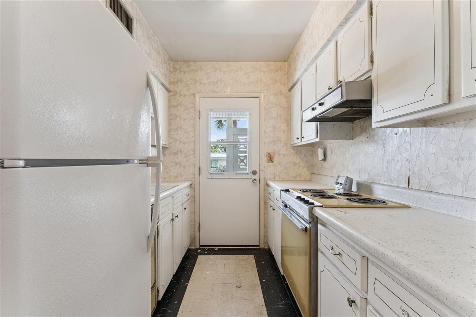 Condominium at 1140 S ORLANDO AVE #J12, MAITLAND, photo 11 of 29