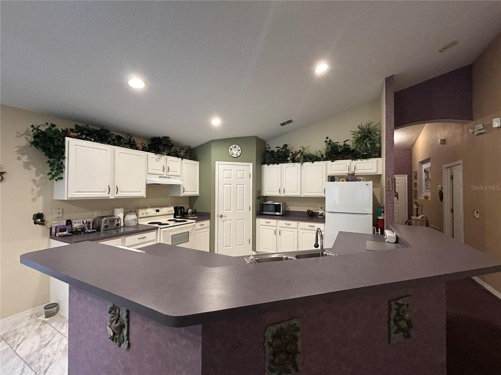 Single Family Residence at 2602 BRANDYWINE CT, KISSIMMEE, photo 13 of 21