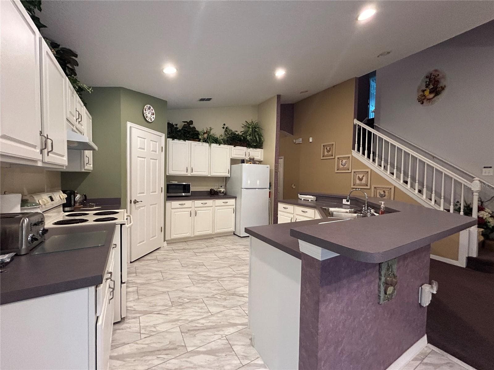 Single Family Residence at 2602 BRANDYWINE CT, KISSIMMEE, photo 14 of 21