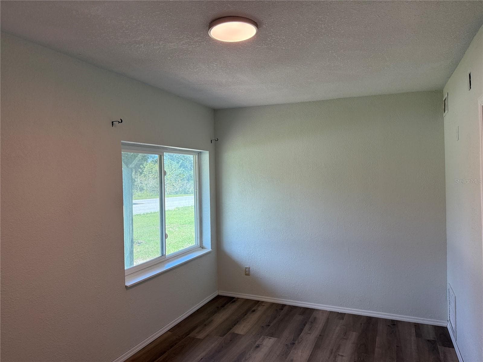 Office 1 - 12152 FORT KING RD, DADE CITY