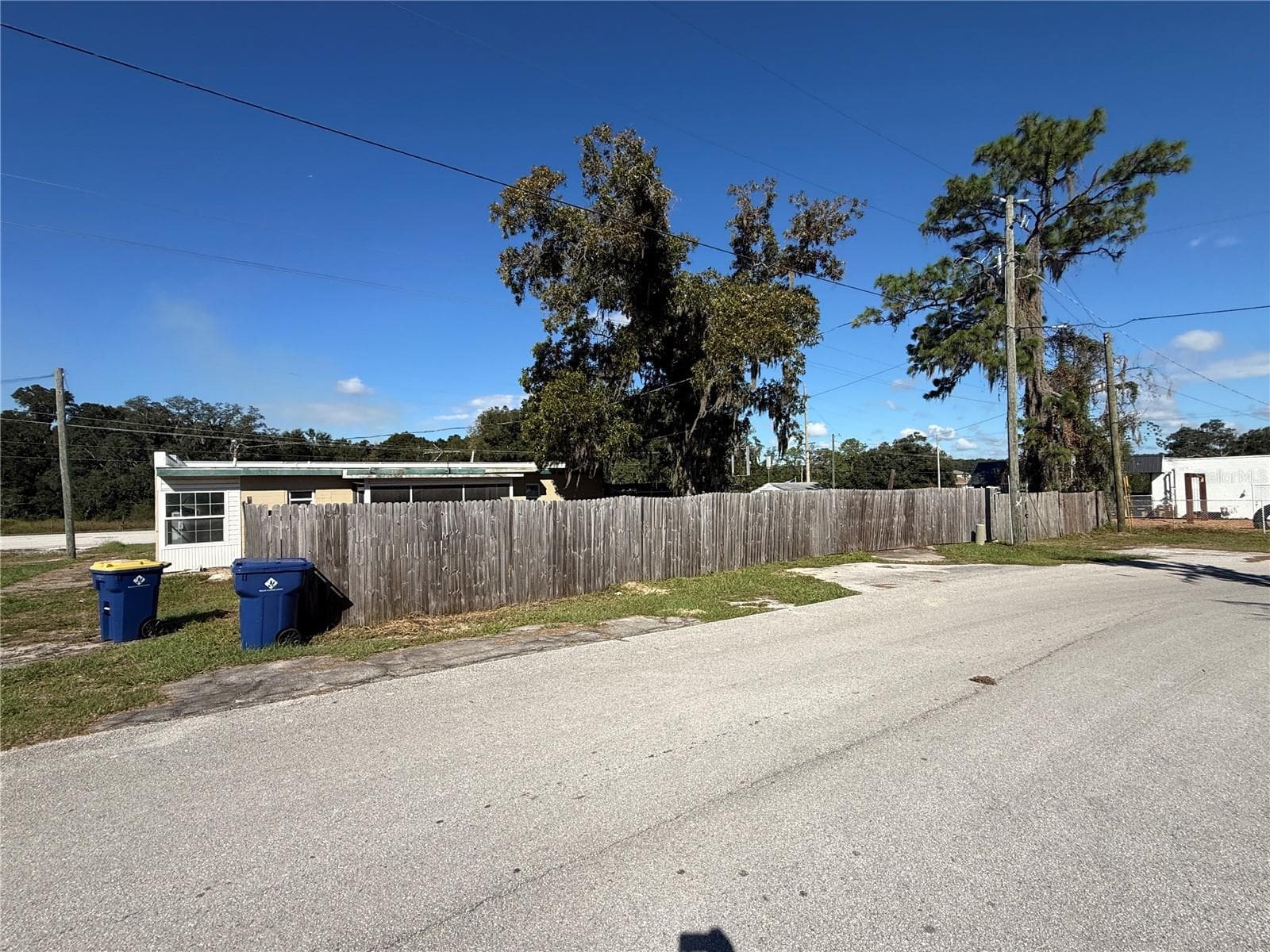 rear view with separate, secondary gated entrance - 12152 FORT KING RD, DADE CITY