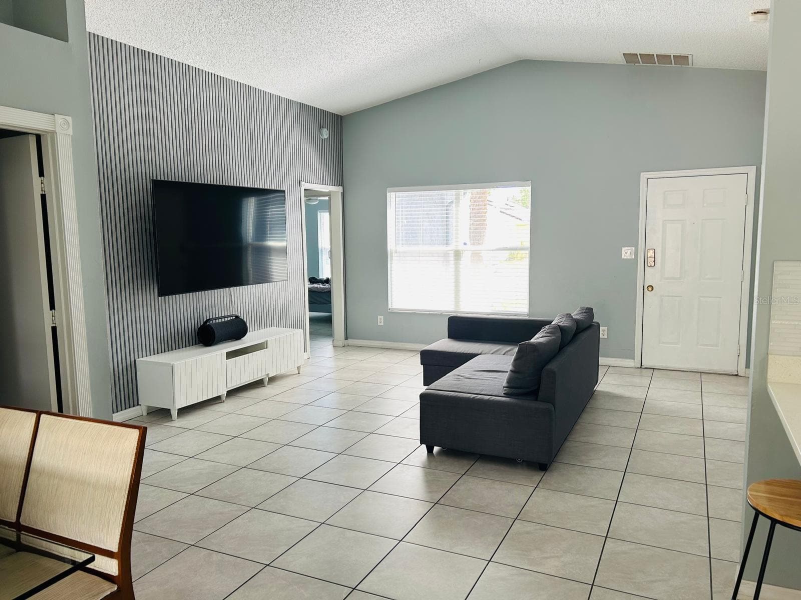 Single Family Residence at 2833 WOODRUFF DR, ORLANDO, photo 2 of 26