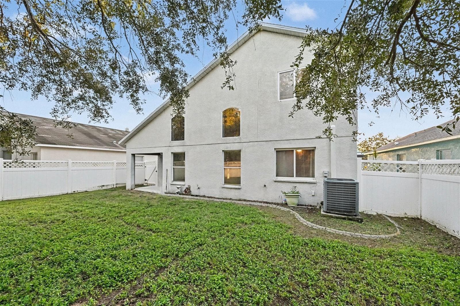 Single Family Residence at 909 15TH ST NE, RUSKIN, photo 18 of 19