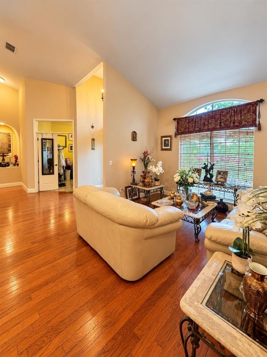 Single Family Residence at 3770 CALVERT AVE, ORLANDO, photo 8 of 26