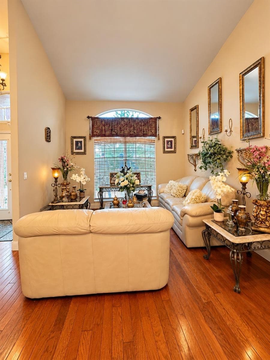 Single Family Residence at 3770 CALVERT AVE, ORLANDO, photo 9 of 26