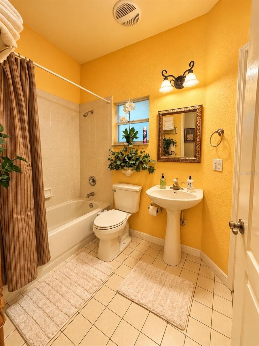 Single Family Residence at 3770 CALVERT AVE, ORLANDO, photo 19 of 26