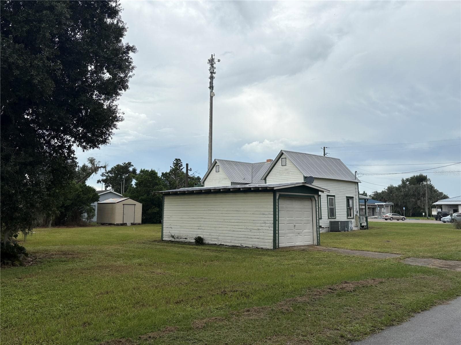 Far Away Back Property iew - 3230 SUWANNEE ST, ZOLFO SPRINGS