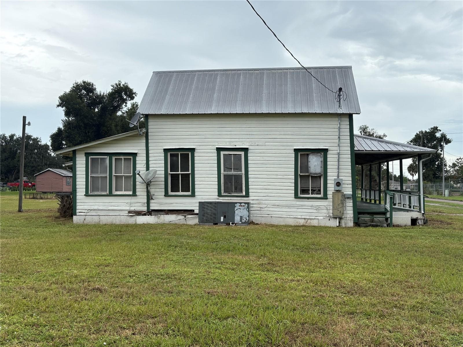 Side - 3230 SUWANNEE ST, ZOLFO SPRINGS