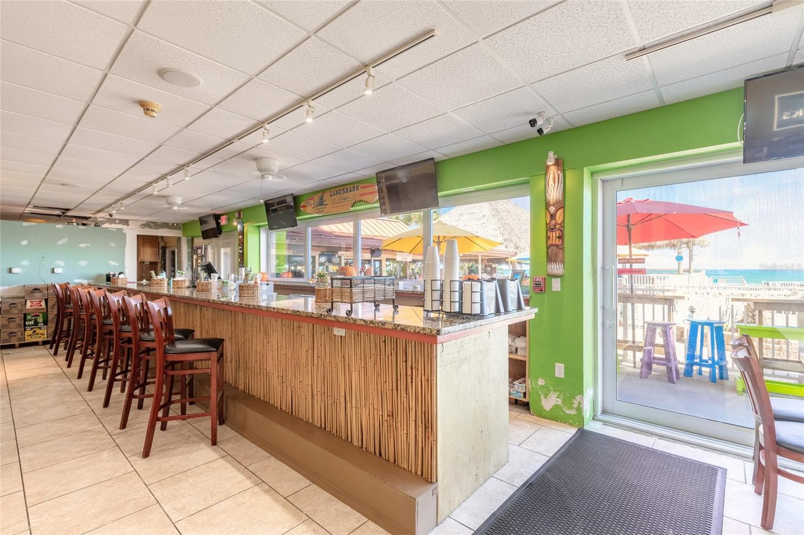 Resort Bar - 313 S ATLANTIC AVE #4200, DAYTONA BEACH