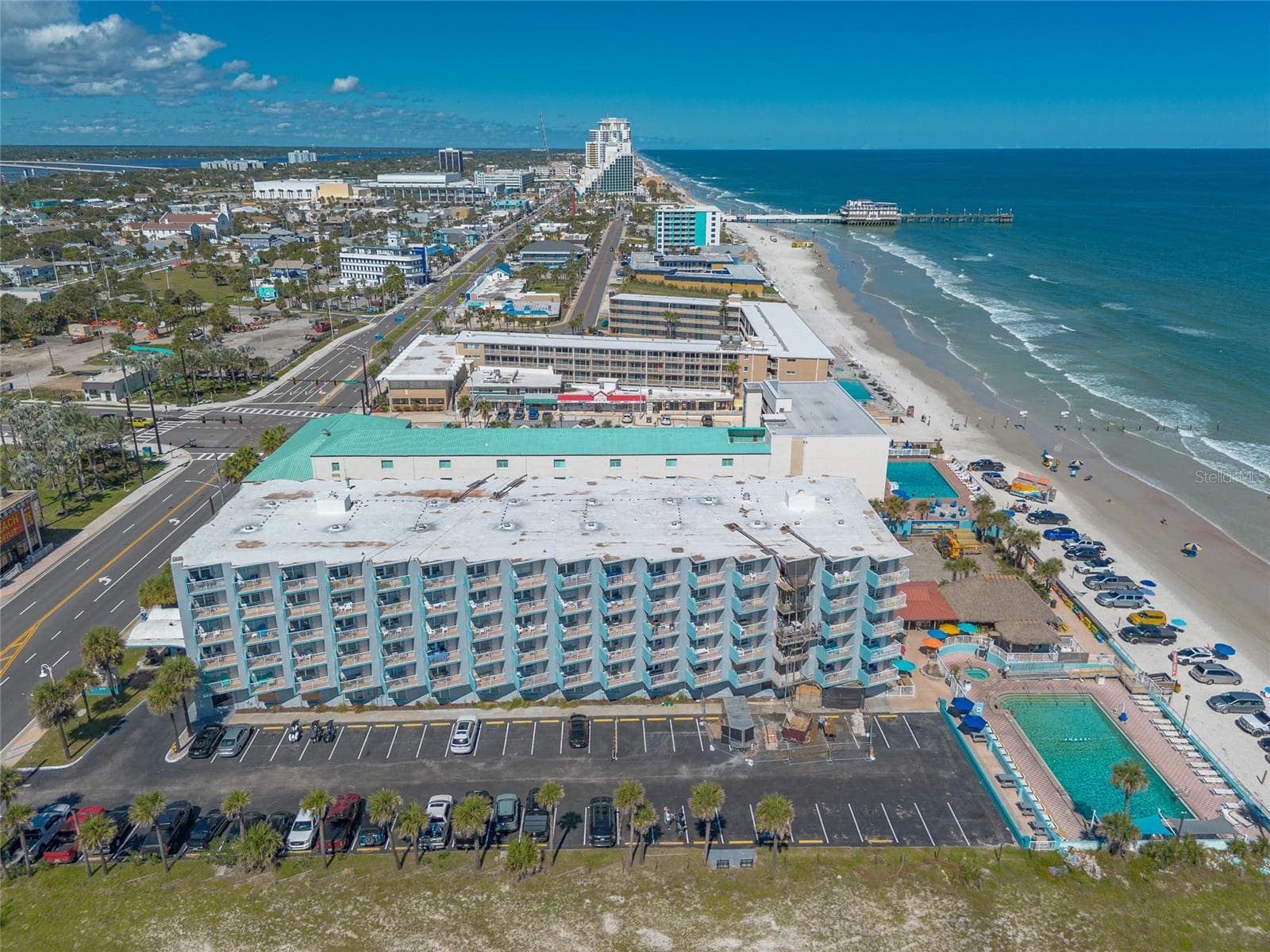 Condo - Hotel at 313 S ATLANTIC AVE #4200, DAYTONA BEACH, photo 39 of 41