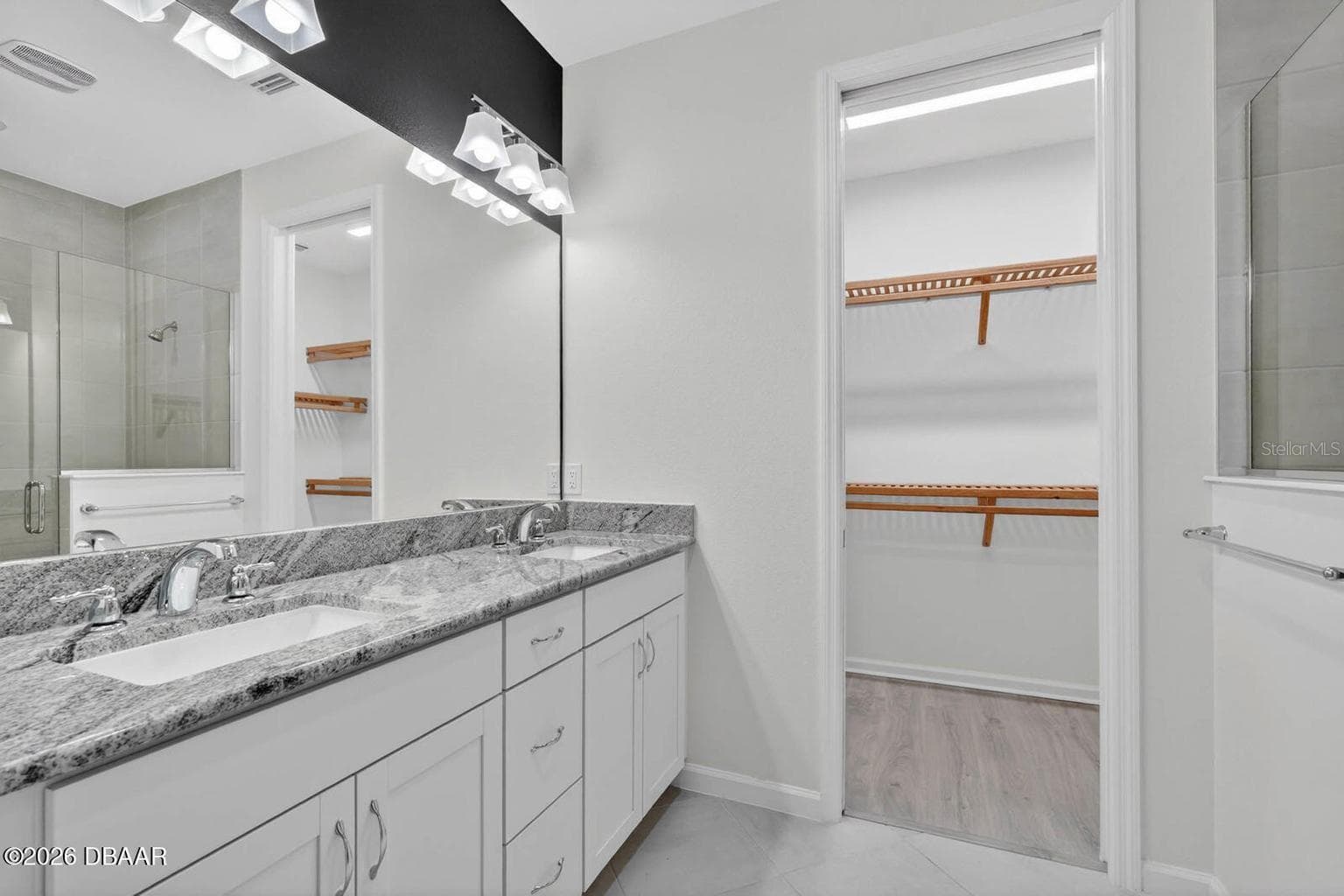 Primary Bathroom - 854 MARGARITAVILLE AVE, DAYTONA BEACH