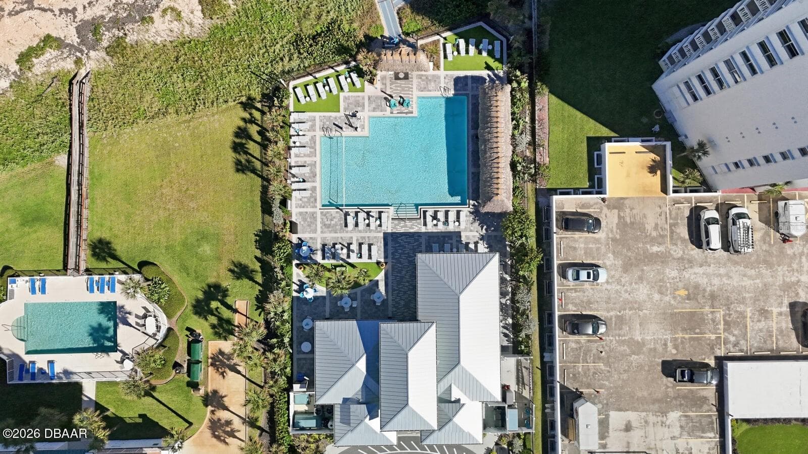 Beach club - 854 MARGARITAVILLE AVE, DAYTONA BEACH