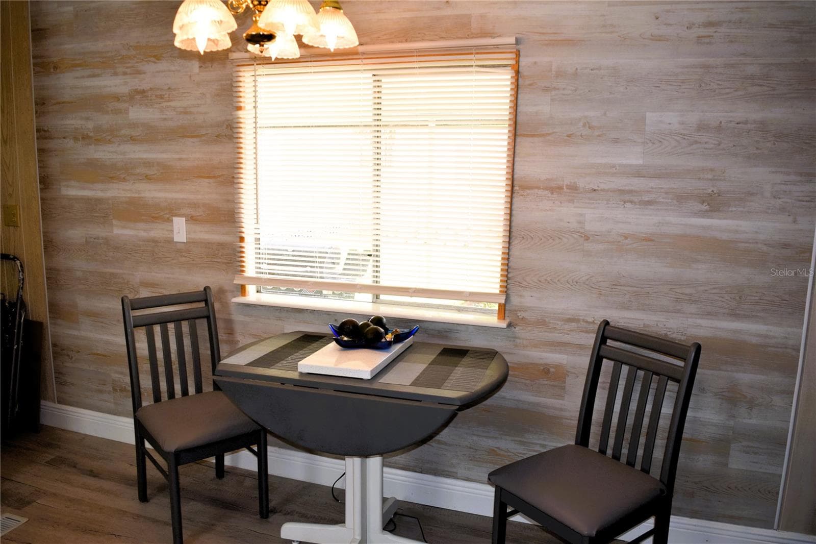 Mobile Home at 928 BLUE HERON BLVD, OSTEEN, photo 5 of 22