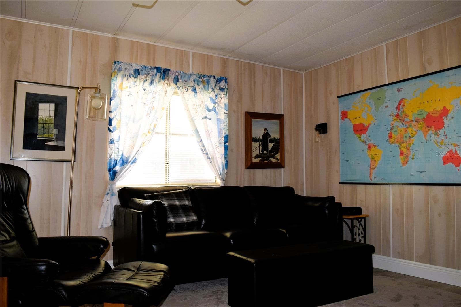 Living room - 928 BLUE HERON BLVD, OSTEEN