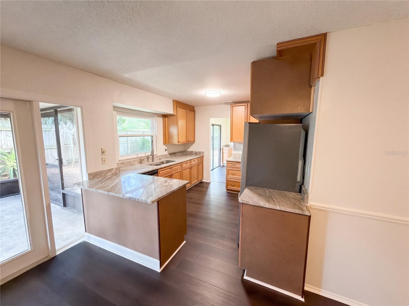 Single Family Residence at 733 LAKEVIEW DR, WINTER SPRINGS, photo 9 of 27