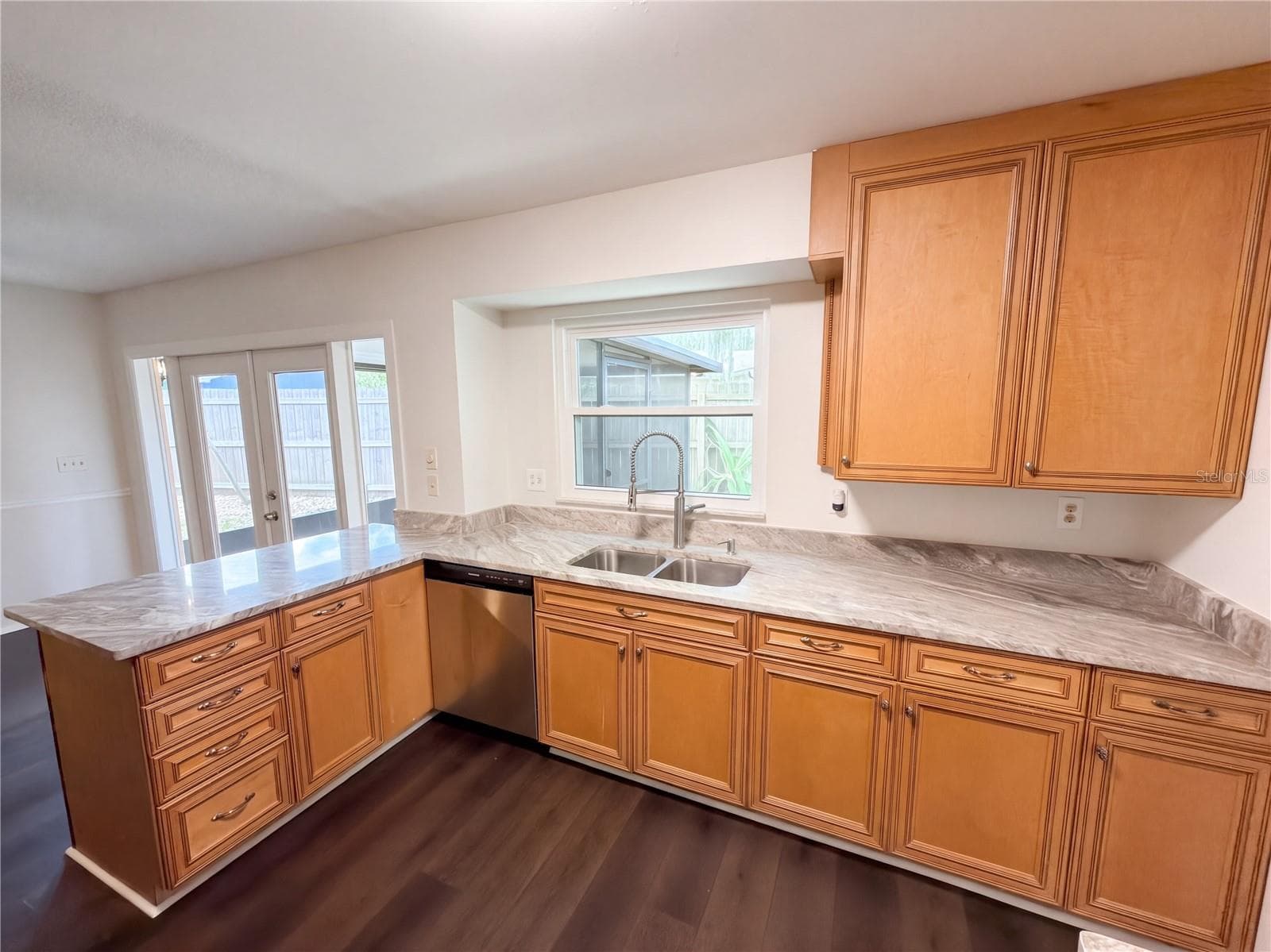 Single Family Residence at 733 LAKEVIEW DR, WINTER SPRINGS, photo 10 of 27