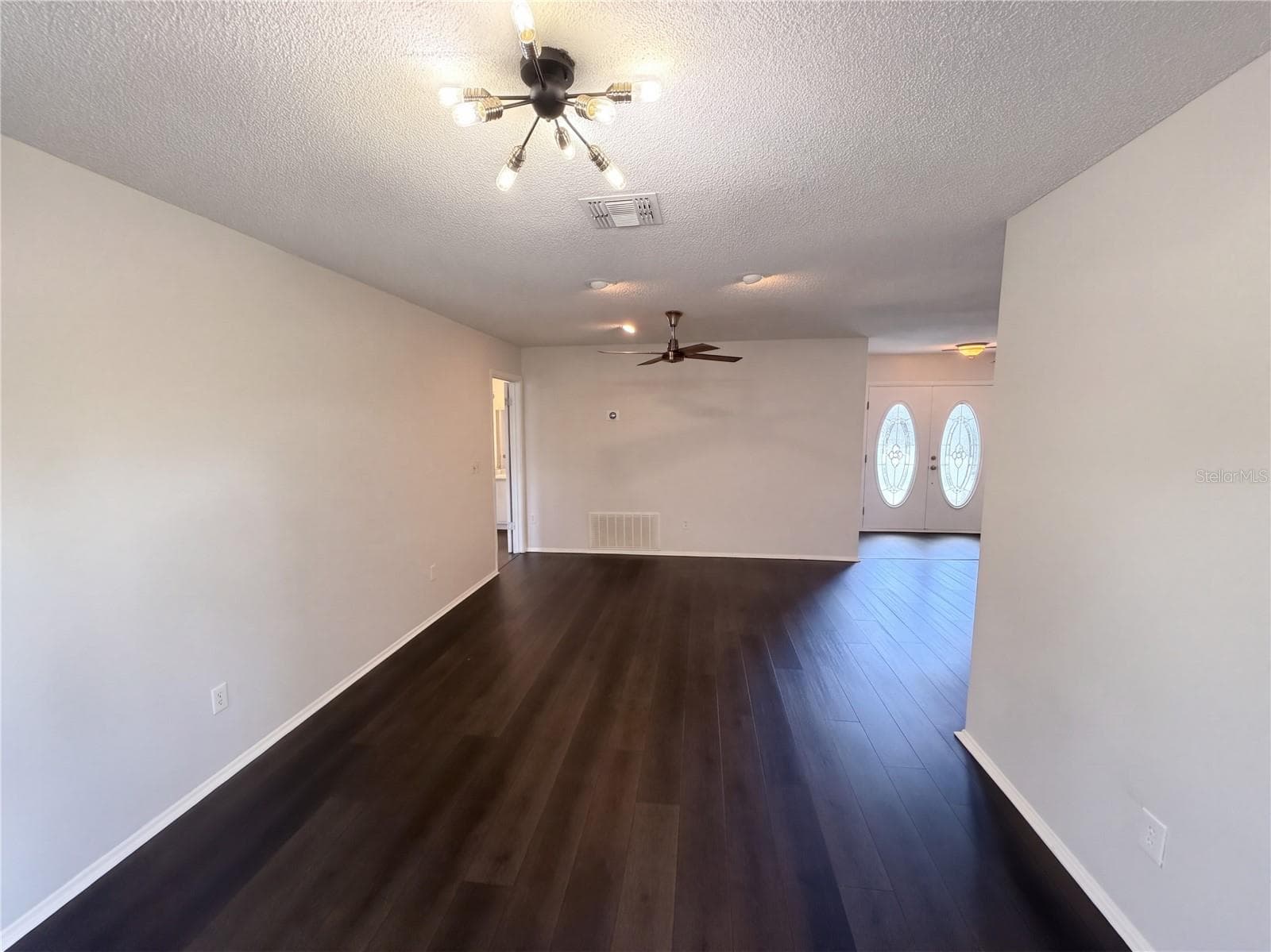 Single Family Residence at 733 LAKEVIEW DR, WINTER SPRINGS, photo 15 of 27