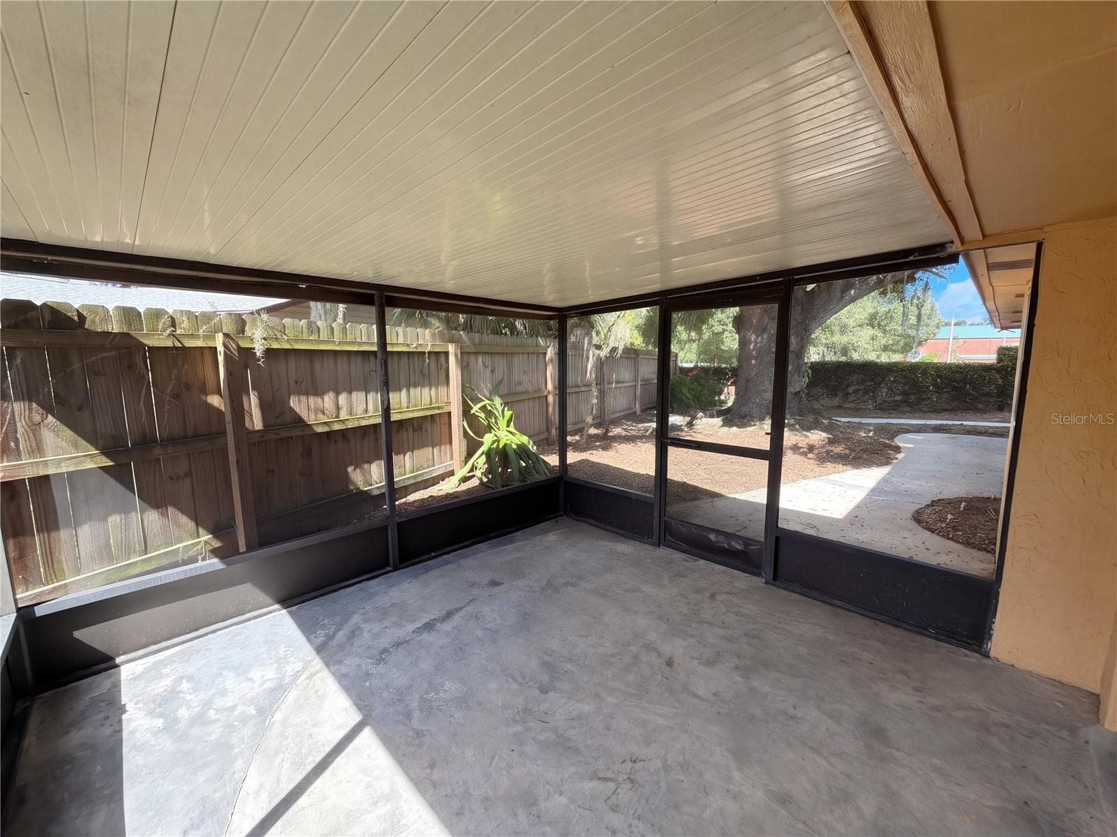Single Family Residence at 733 LAKEVIEW DR, WINTER SPRINGS, photo 25 of 27