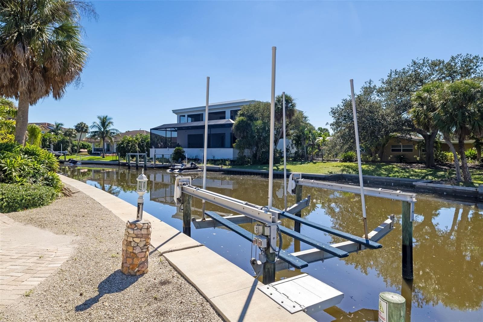 Boast Lift - 5456 AZURE WAY, SARASOTA