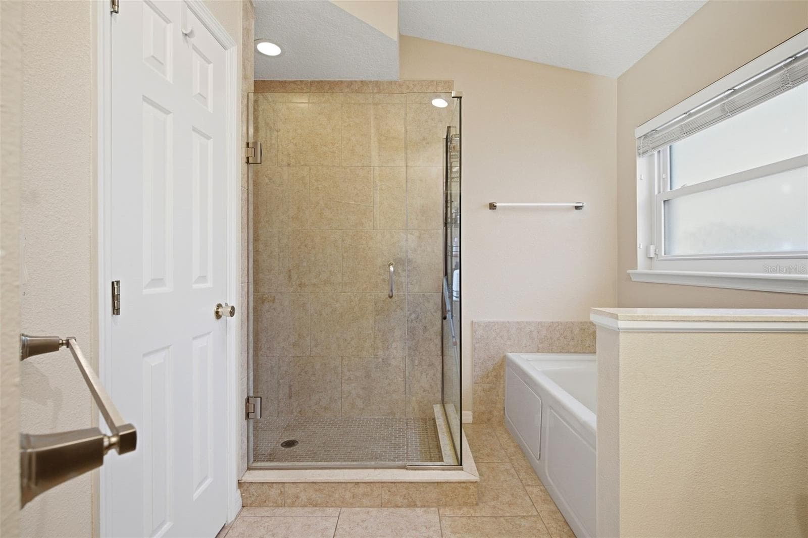 Single Family Residence at 7709 APPLE TREE CIR, ORLANDO, photo 15 of 36