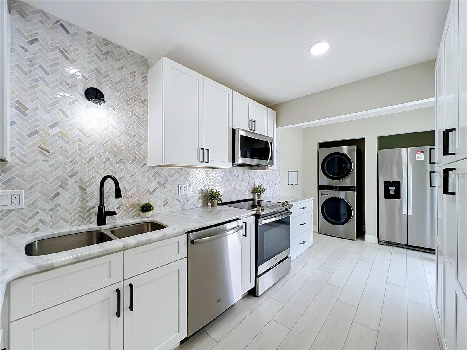 Townhouse at 1437 OAK PL #C, APOPKA, photo 10 of 50