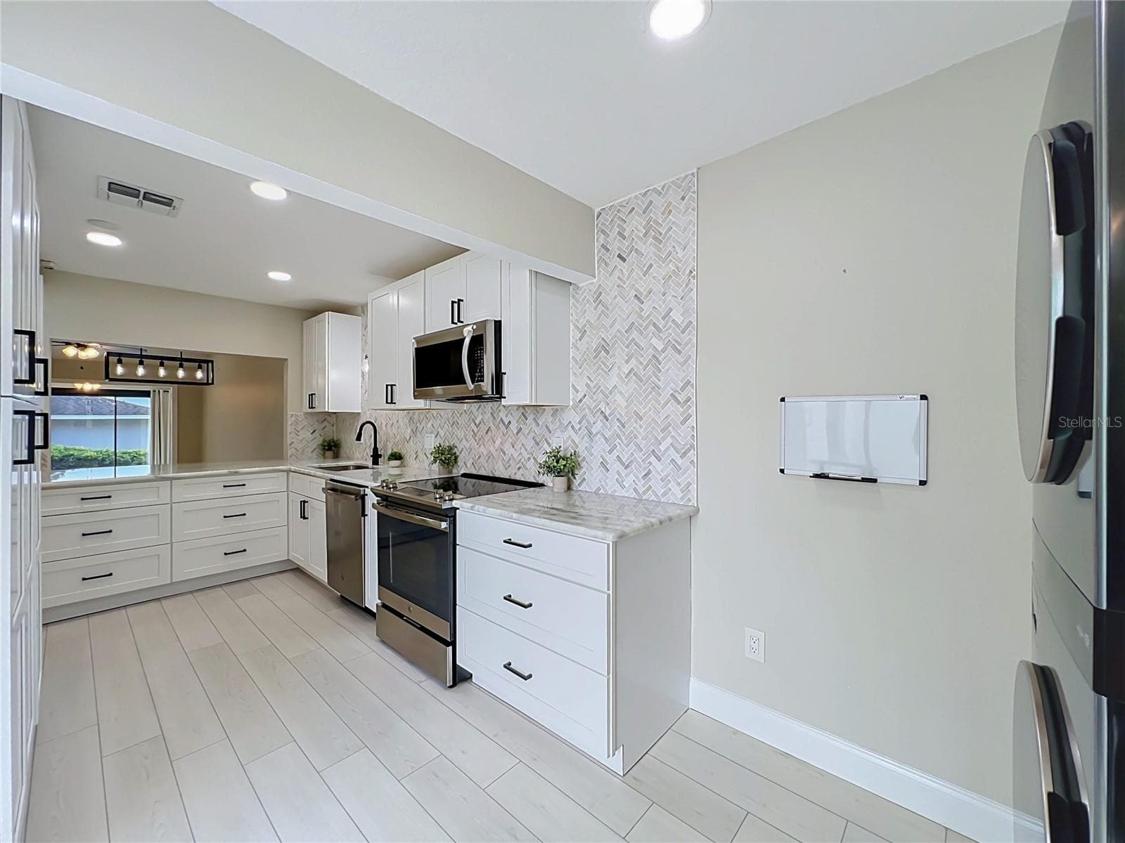 Townhouse at 1437 OAK PL #C, APOPKA, photo 11 of 50