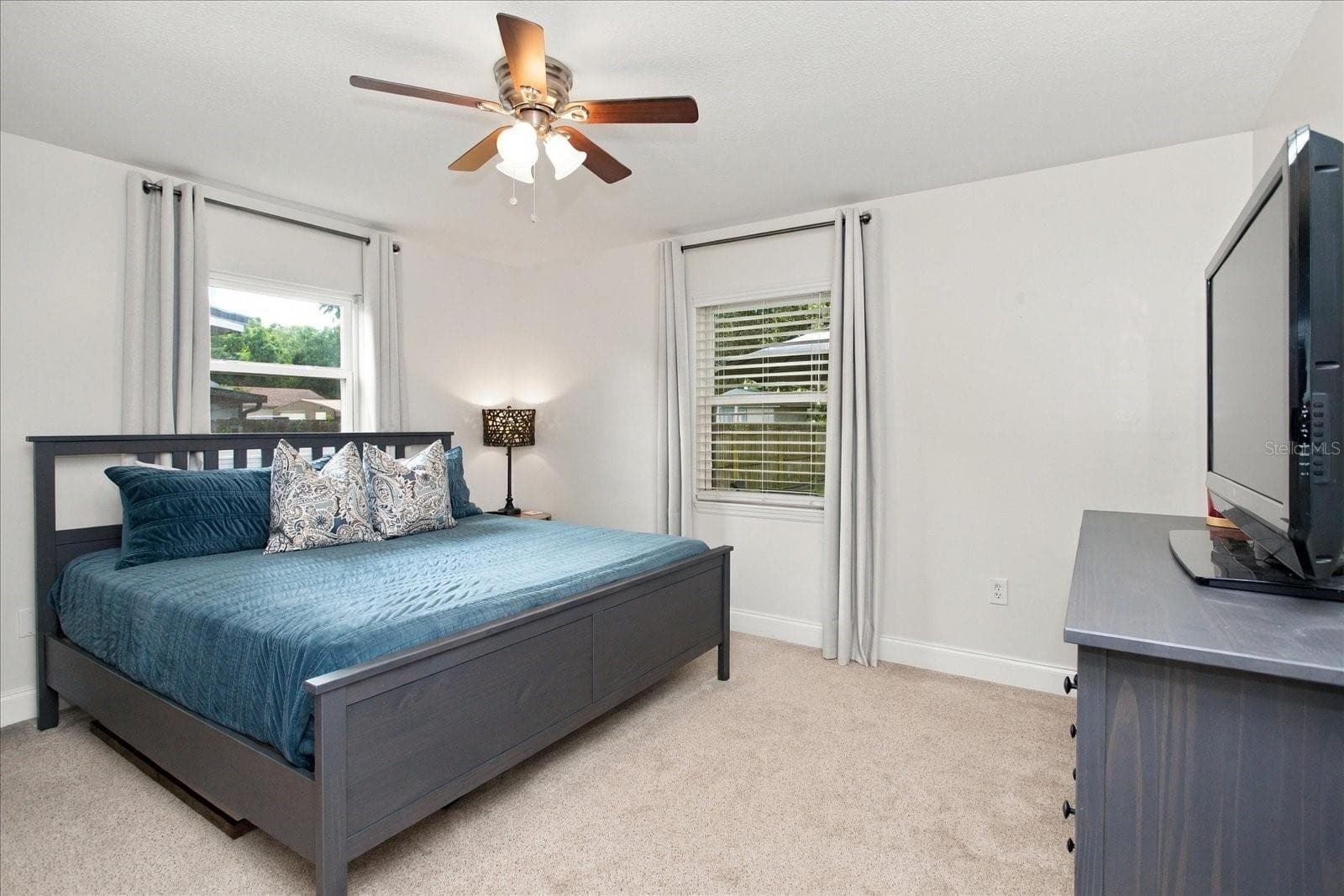 Single Family Residence at 3707 BAYVIEW DR, ORLANDO, photo 14 of 21
