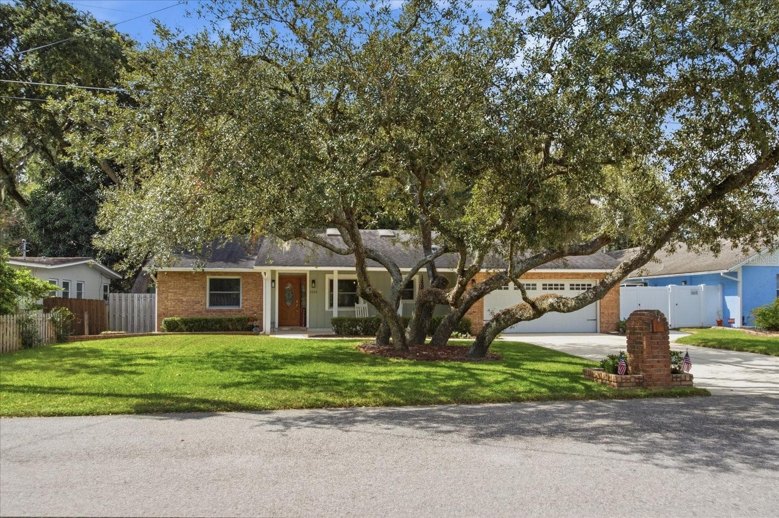 Single Family Residence at 3707 BAYVIEW DR, ORLANDO, photo 16 of 21