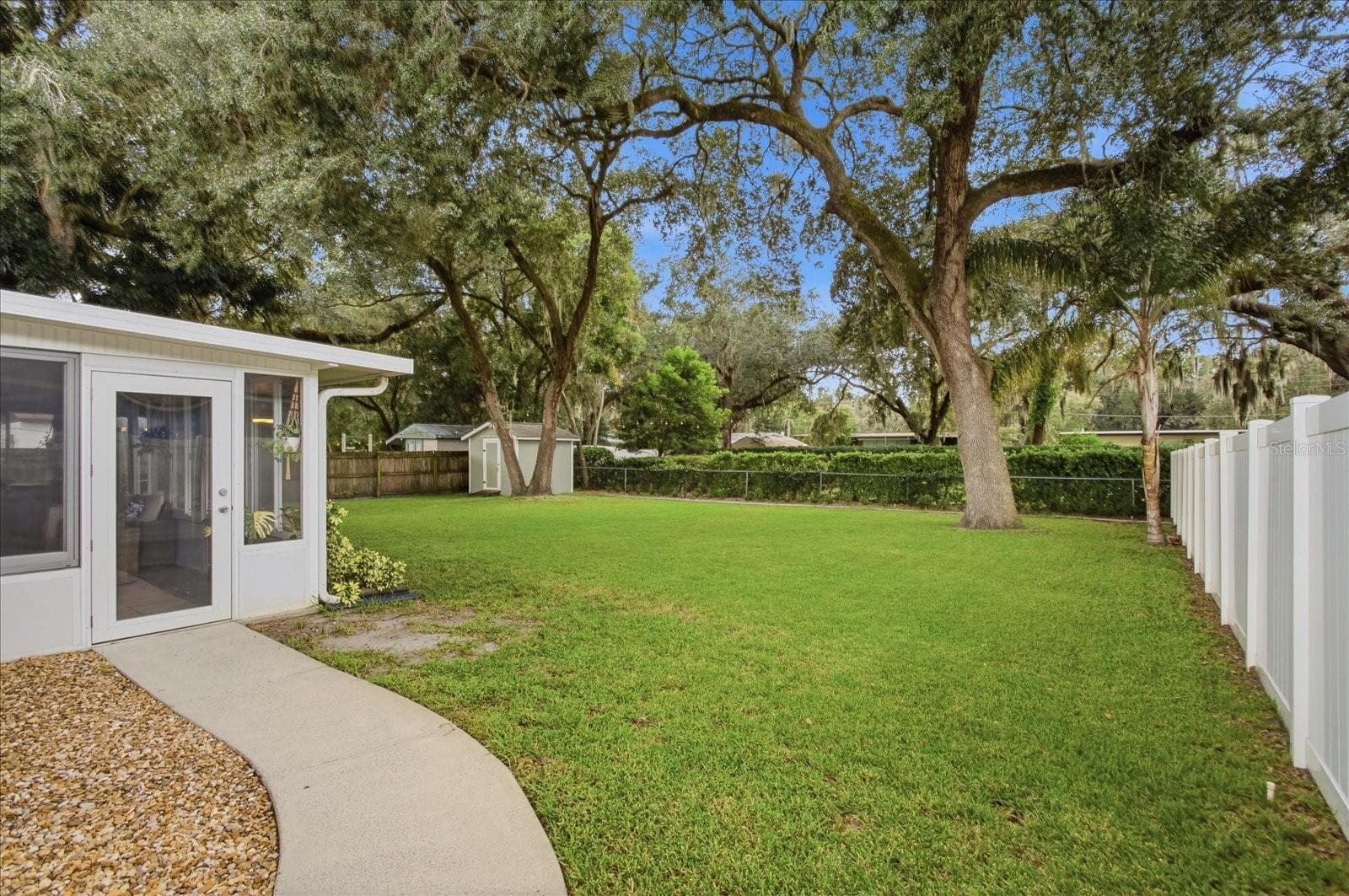 Single Family Residence at 3707 BAYVIEW DR, ORLANDO, photo 20 of 21