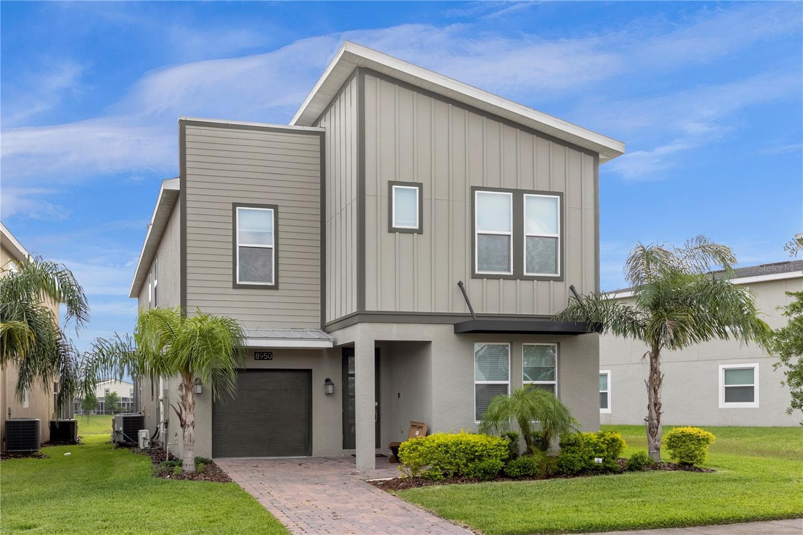 8950 CABOT CLIFFS DR