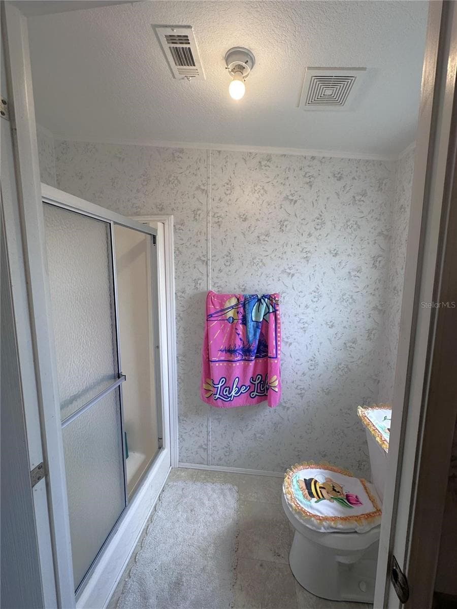 Modular Home at 1 RIDGE RD, FROSTPROOF, photo 11 of 20