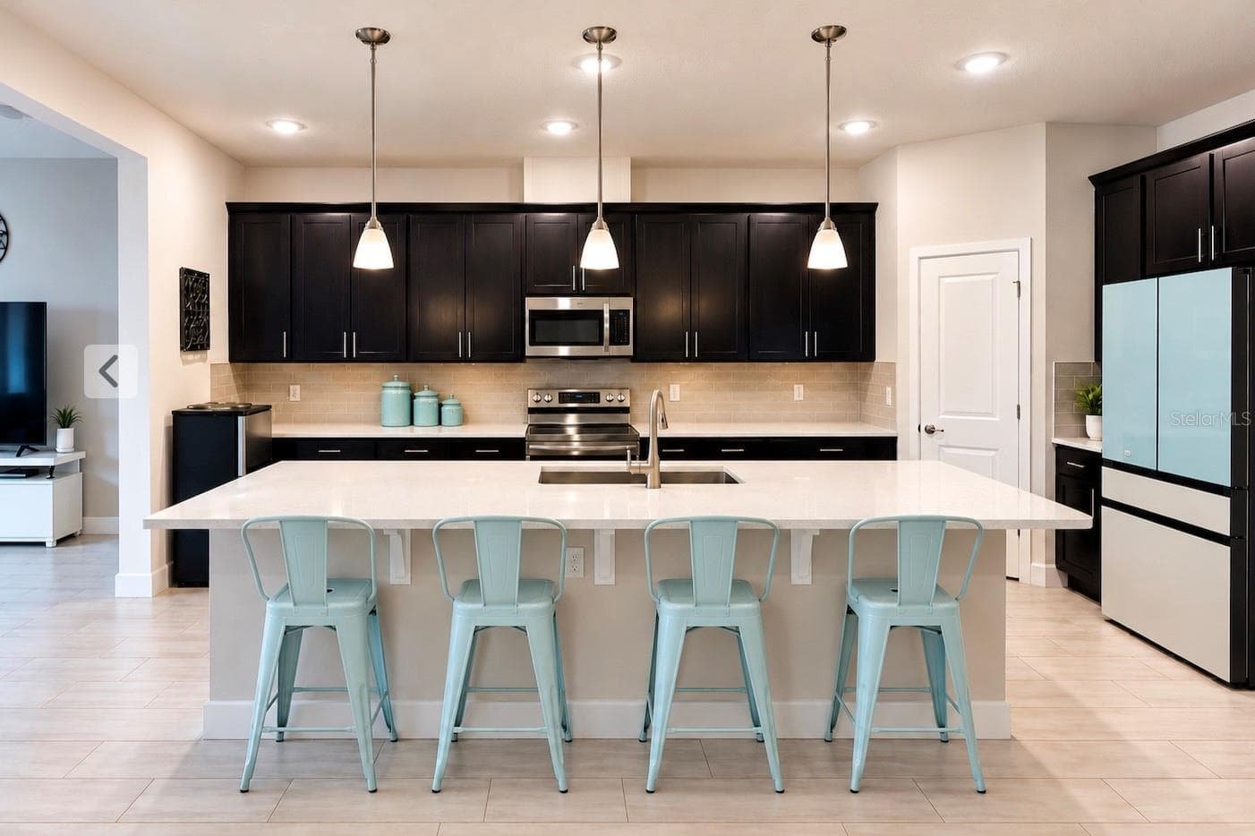 Chairs are there - 3034 ADRIAN DR, ORMOND BEACH