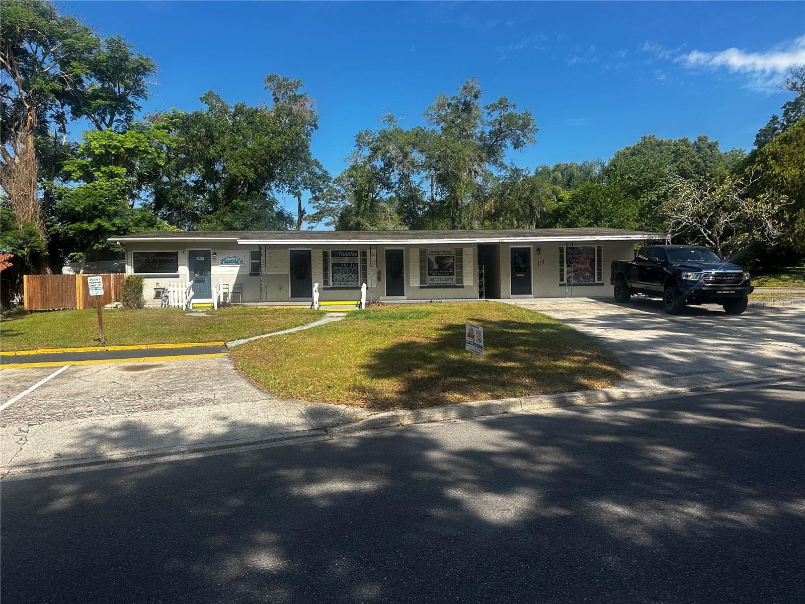 111 JEWEL DR #104