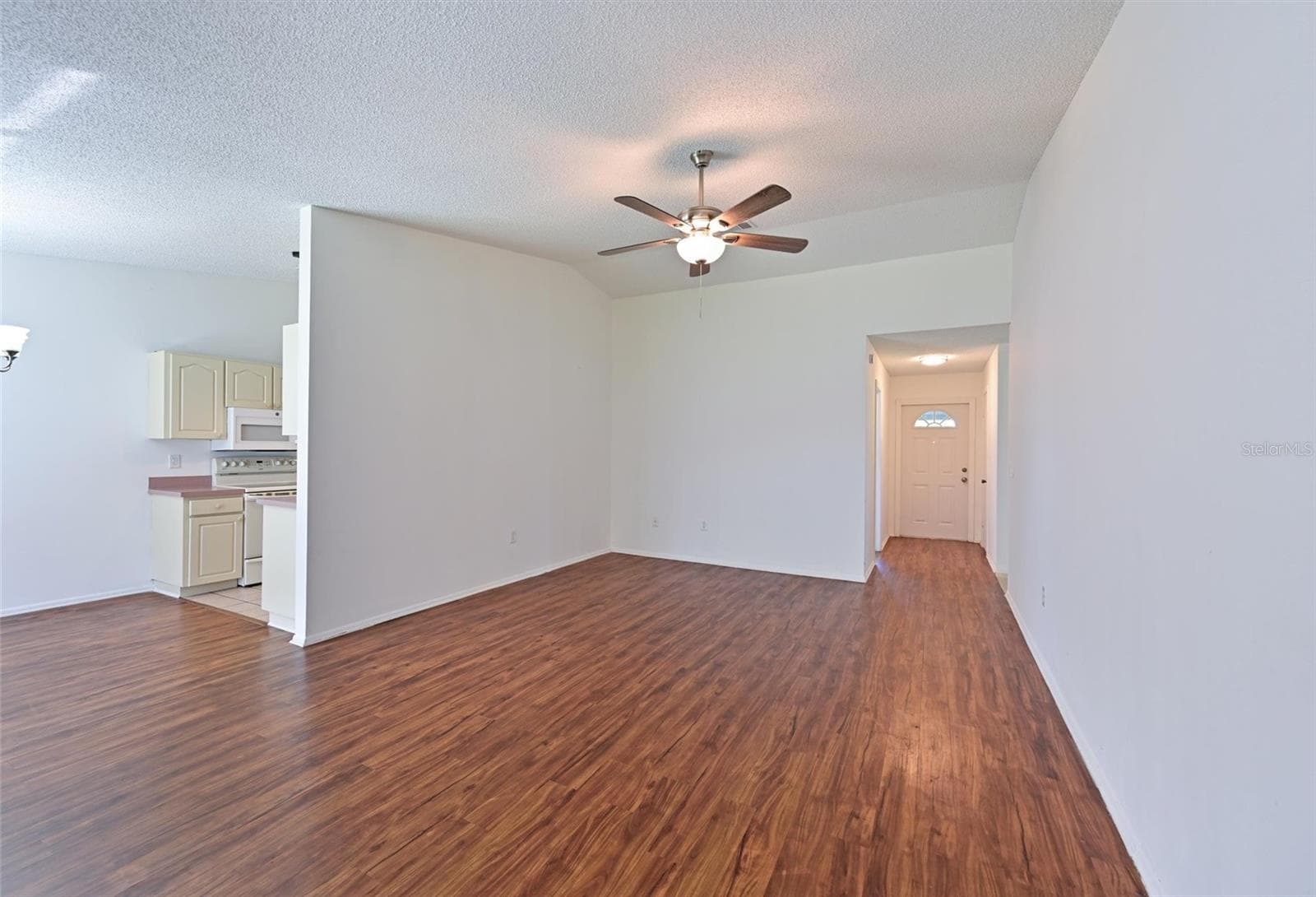 Villa at 3401 36TH ST W, BRADENTON, photo 5 of 39