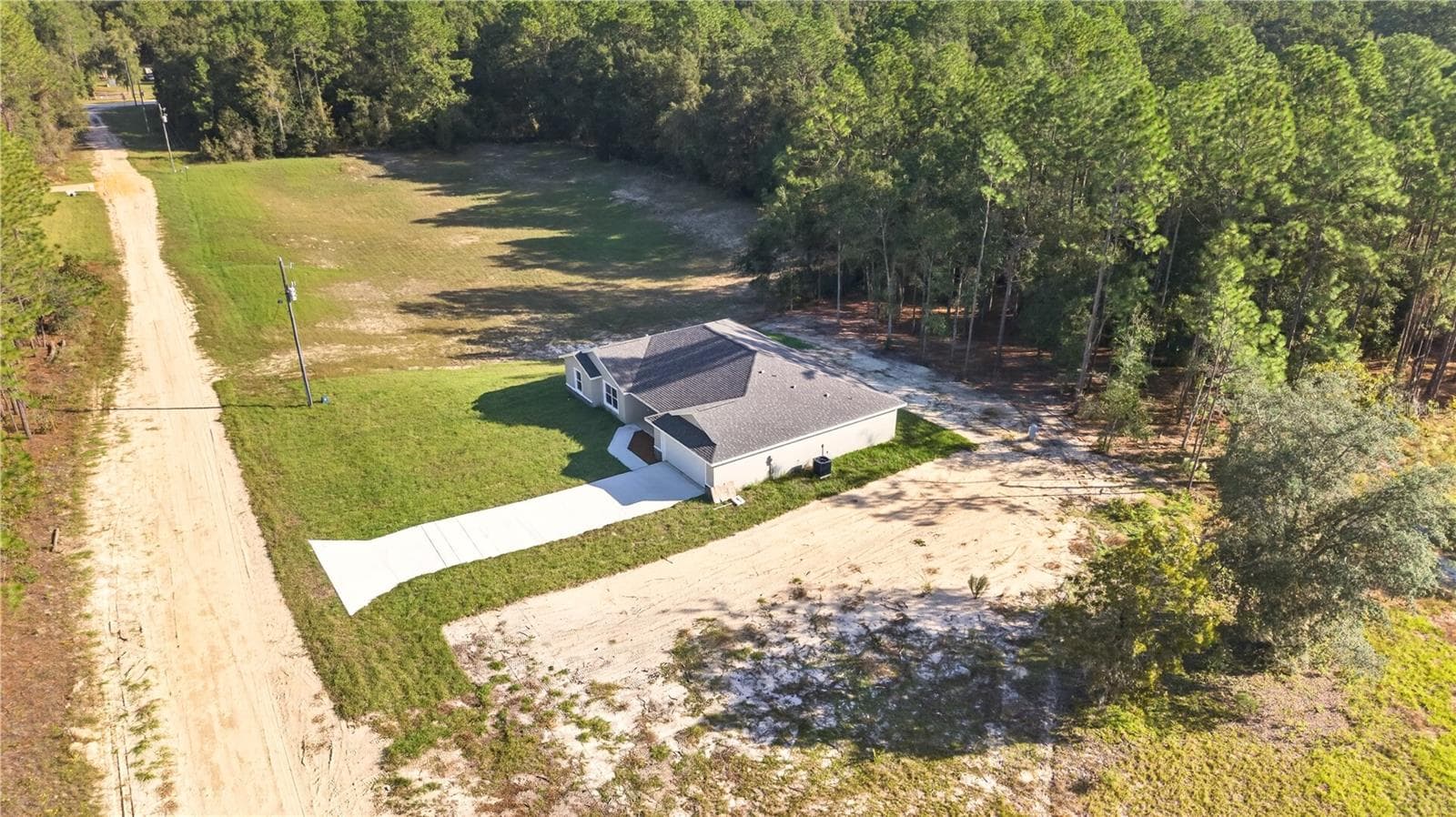 Single Family Residence at 5513 SW 137TH CT, OCALA, photo 6 of 65