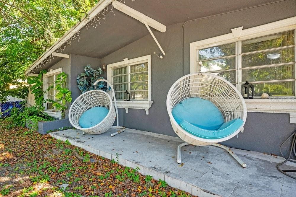 Single Family Residence at 1530 NE 43RD CT, POMPANO BEACH, photo 3 of 24